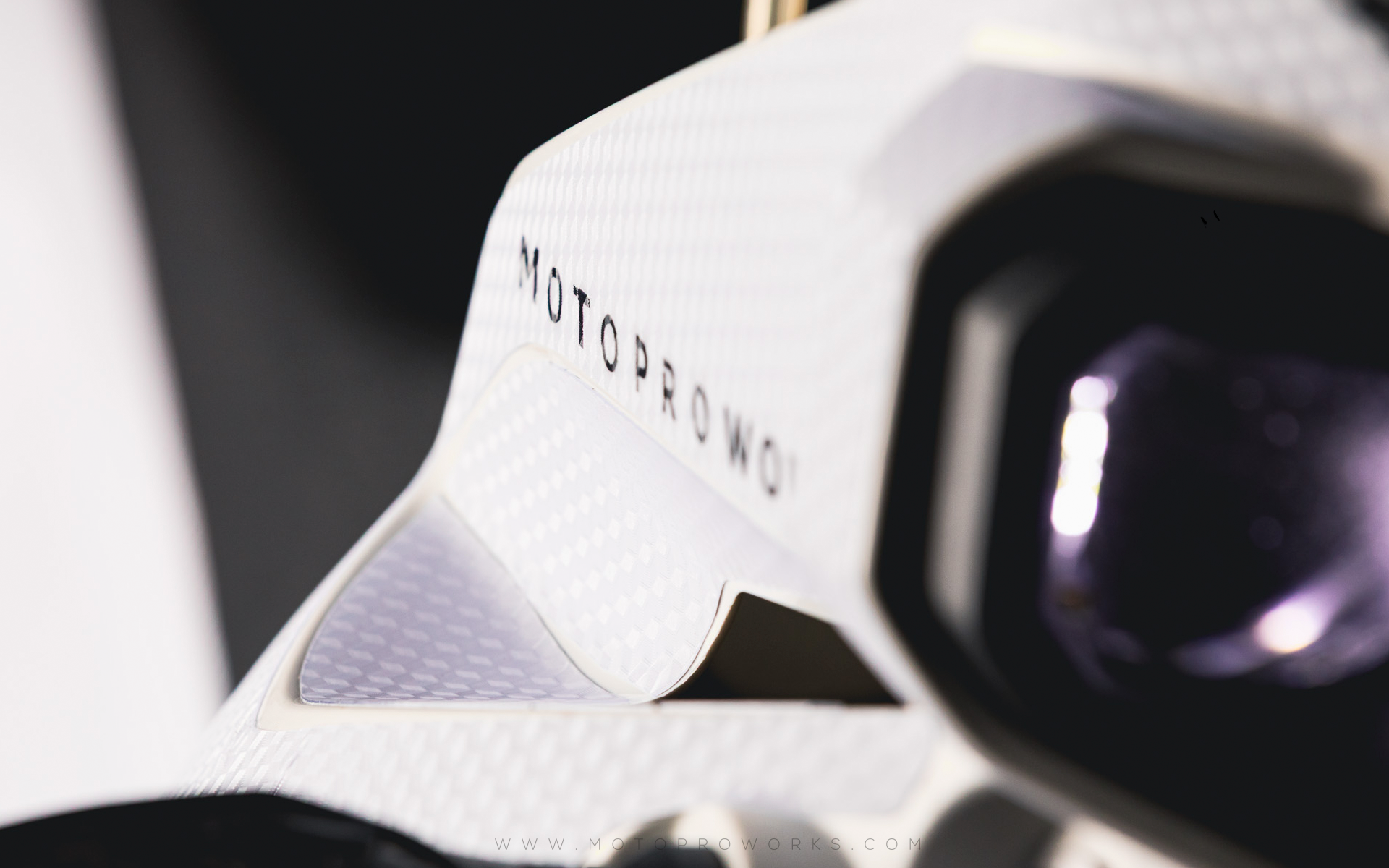 KOVE GRAPHICS - "Summit" (White) - MotoProWorks