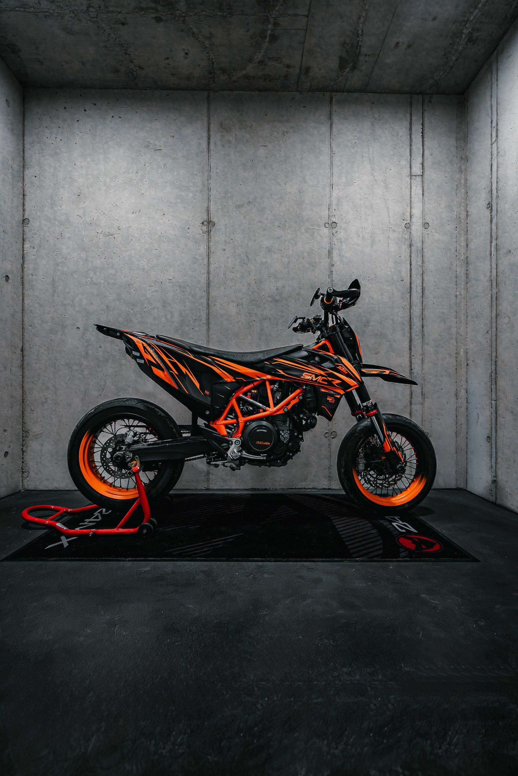 KTM 690 Enduro GRAPHICS - "Ripple" (Marv Edition) - MotoProWorks
