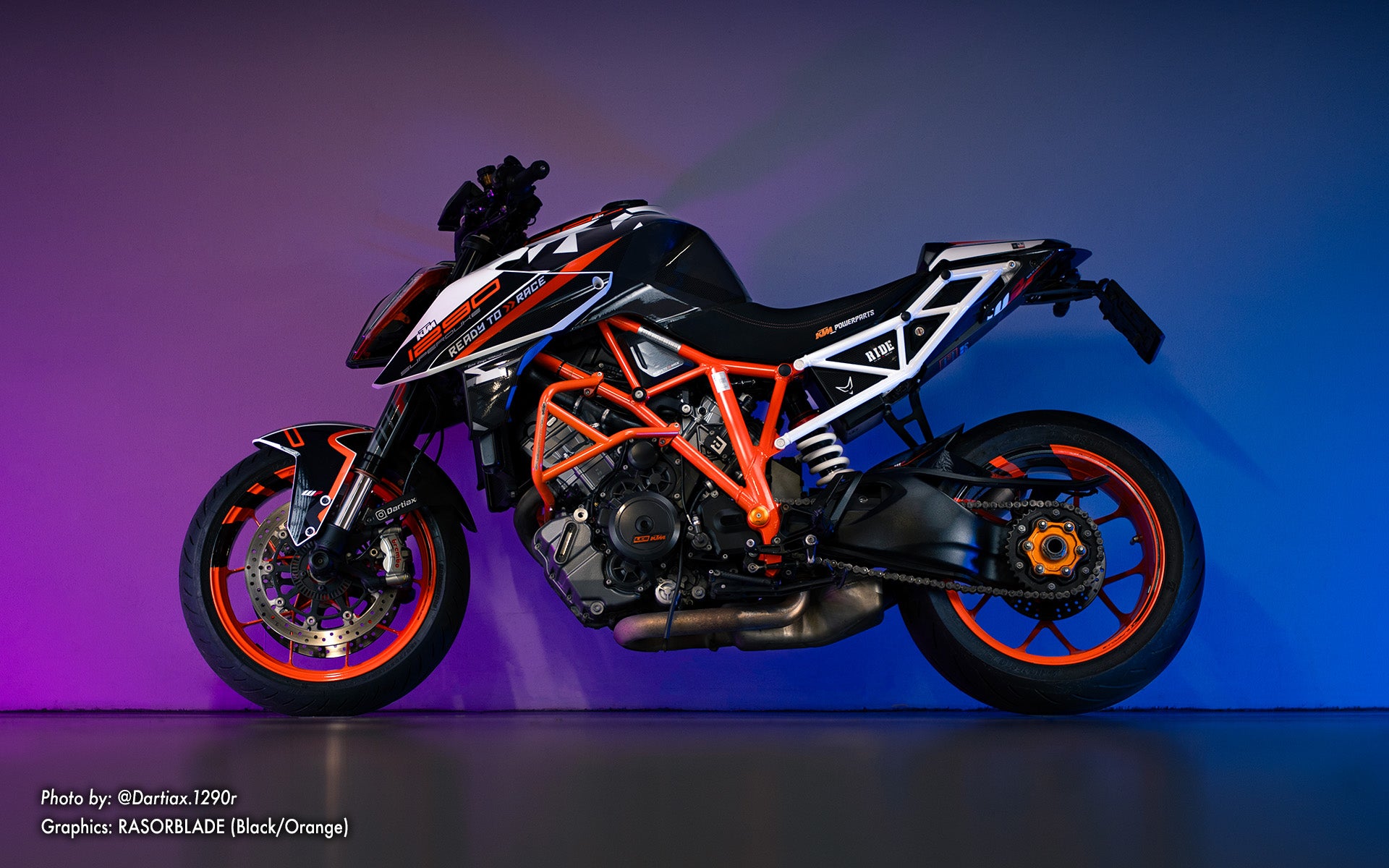 KTM 1290 Super Duke R GRAPHICS - "Rasorblade" (Black/Orange) - MotoProWorks